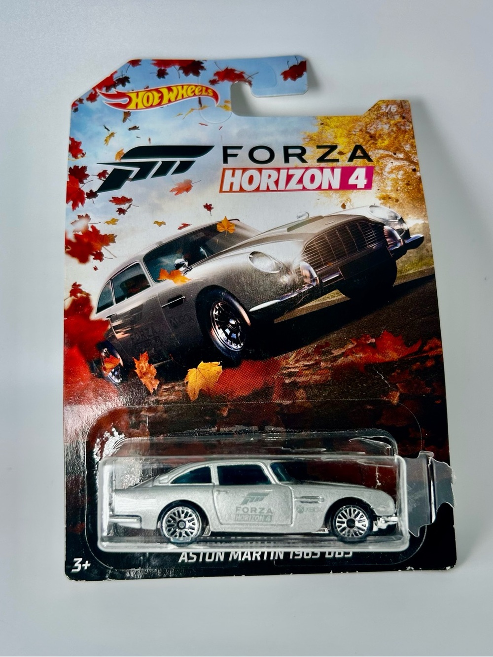 Hot Wheels Forza Horizon 4 Aston Martin 1963 DB5 Silver 3/6 *Cracked Card* 2019